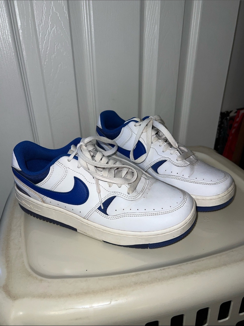 Nike Gamma Force Low-Top Sneakers Women’s